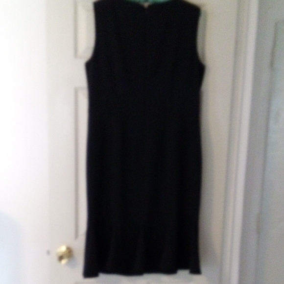 KASPER Elegant Black Dress - Picture 3 of 3